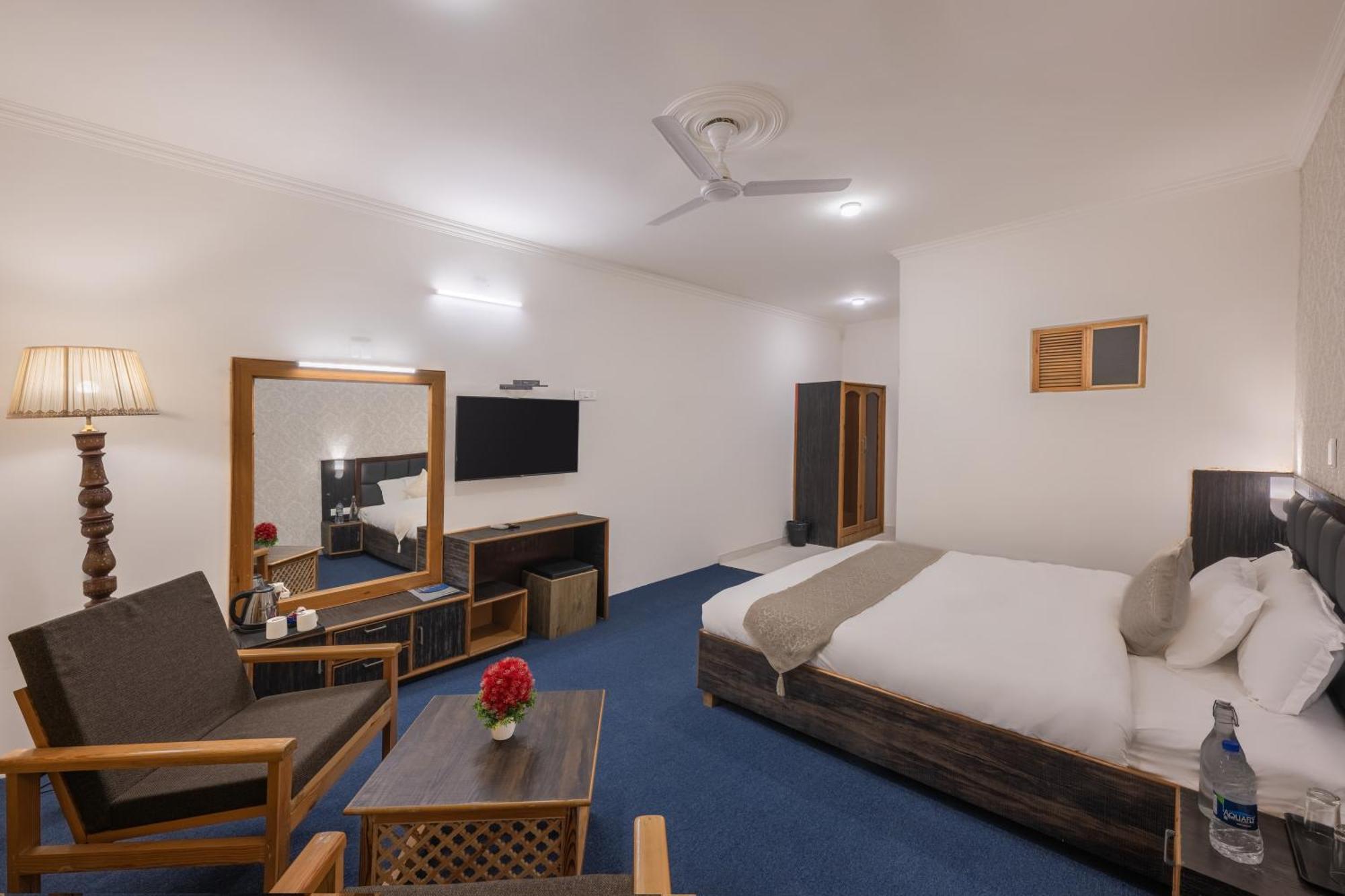 Echor Kashmir Holidays Resort Srinagar Eksteriør billede