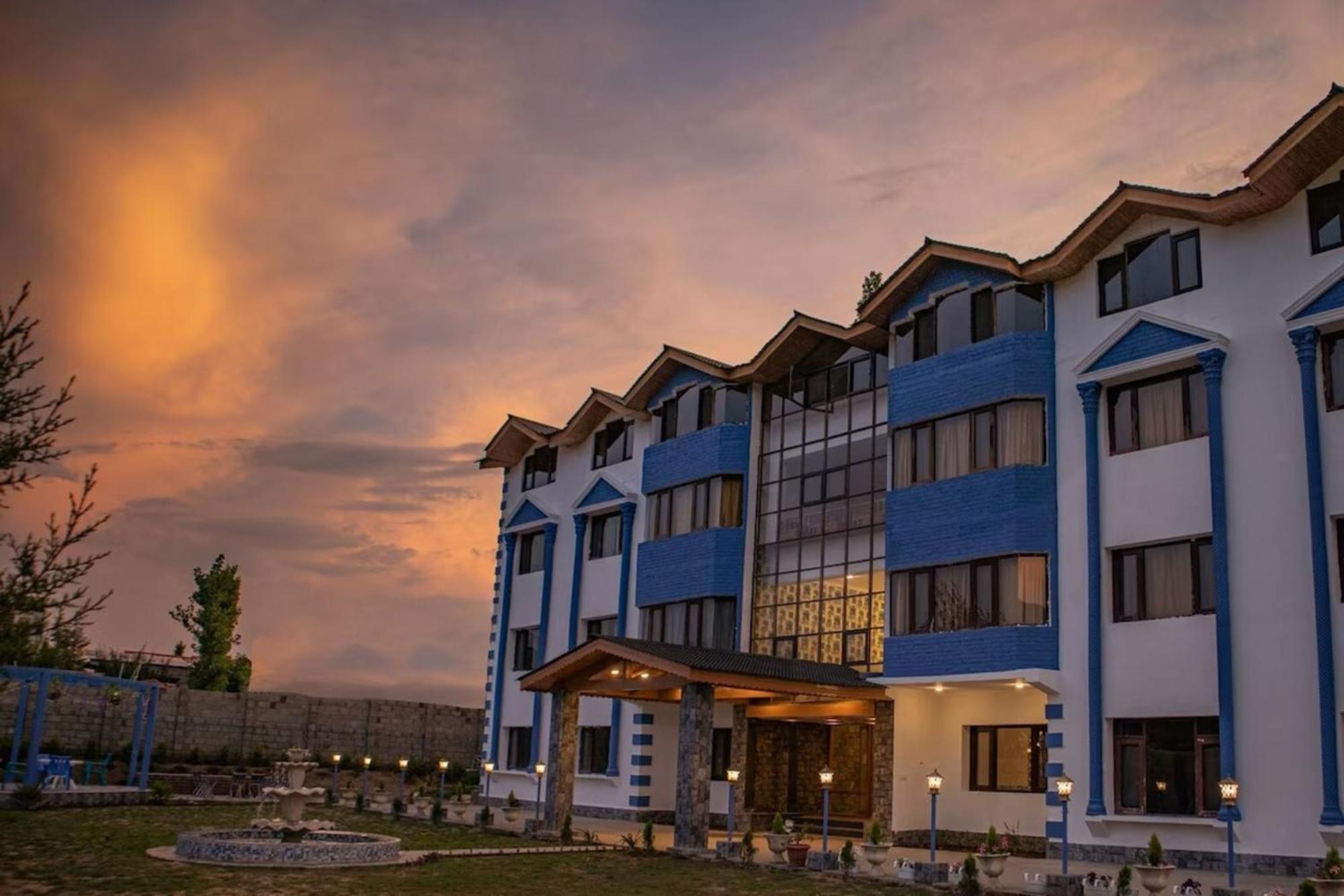Echor Kashmir Holidays Resort Srinagar Eksteriør billede